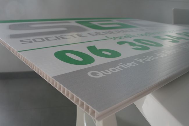 Panneau AKYLUX pour chantier à Salon (13)